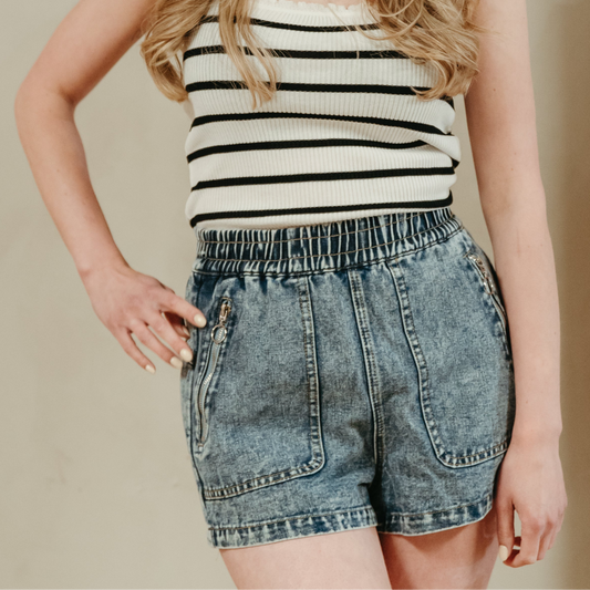 Sweet Jewellery - Shorts Jacey | Denim look
